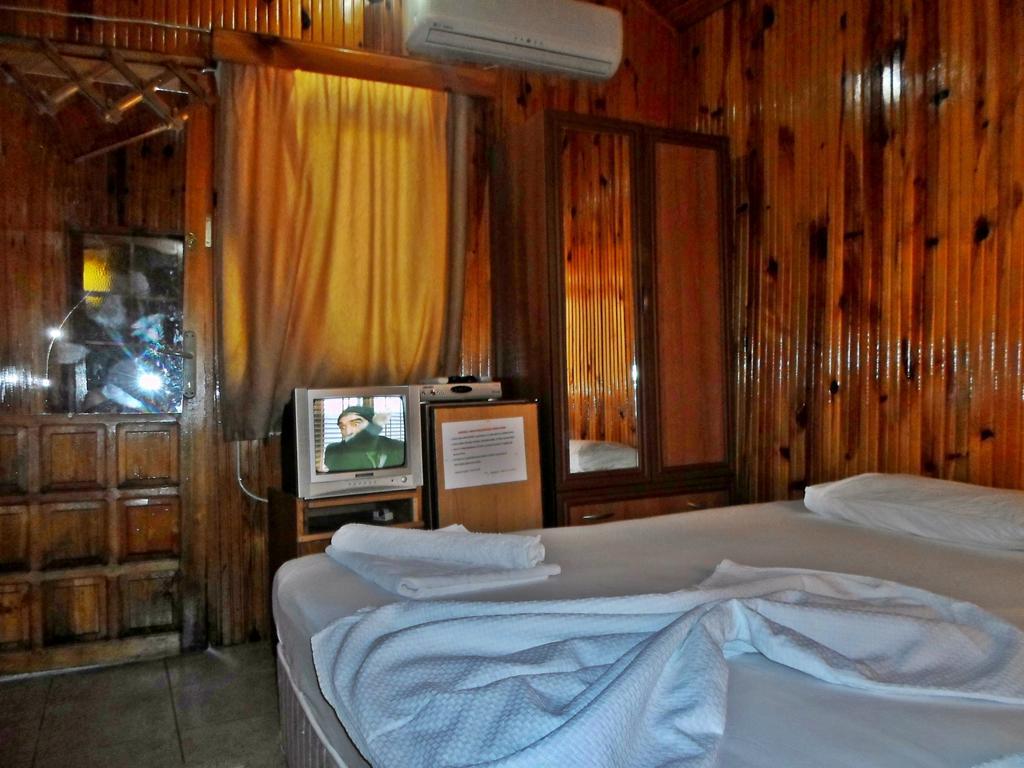 Oran Pansiyon Agac Evler Hotell Çıralı Exteriör bild