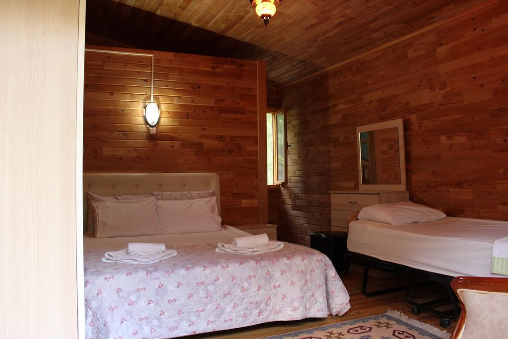 Oran Pansiyon Agac Evler Hotell Çıralı Exteriör bild